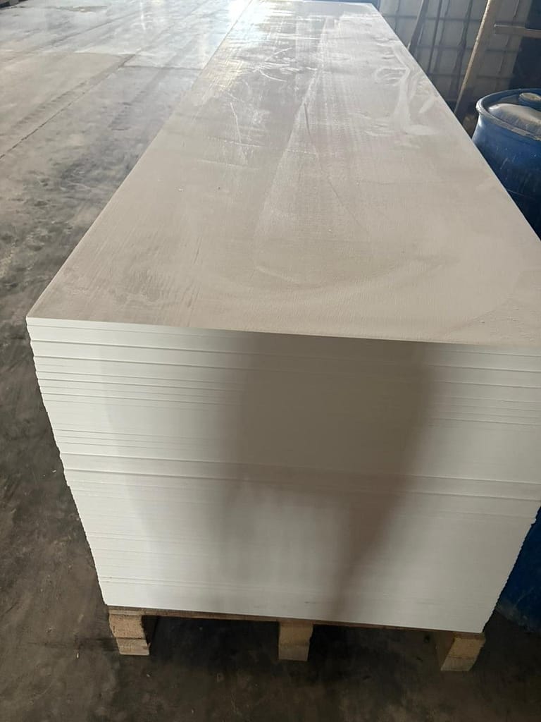 Solid Surface Manufacturer in UAE